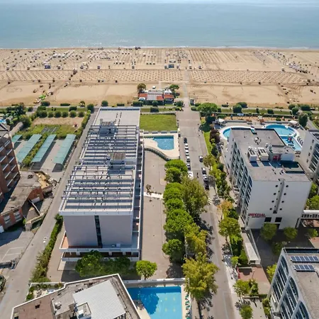 Beachfront Colourful Flat With Swimming Pool