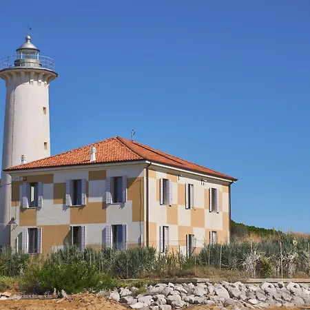 Beachfront Colourful Flat With Swimming Pool * Bibione
