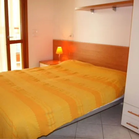 Beachfront Colourful Flat With Swimming Pool