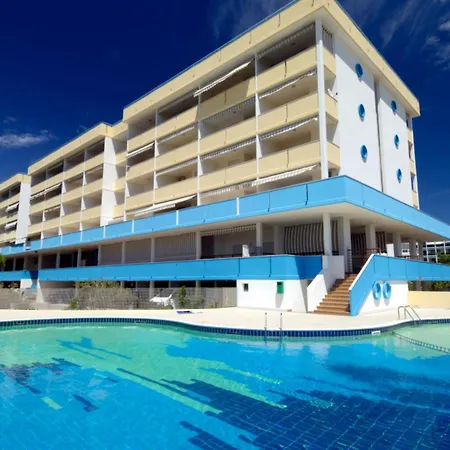 Beachfront Colourful Flat With Swimming Pool Διαμέρισμα Μπιμπιόνε