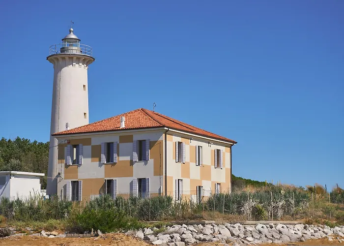 Apartment Beachfront Colourful Flat With Swimming Pool Bibione