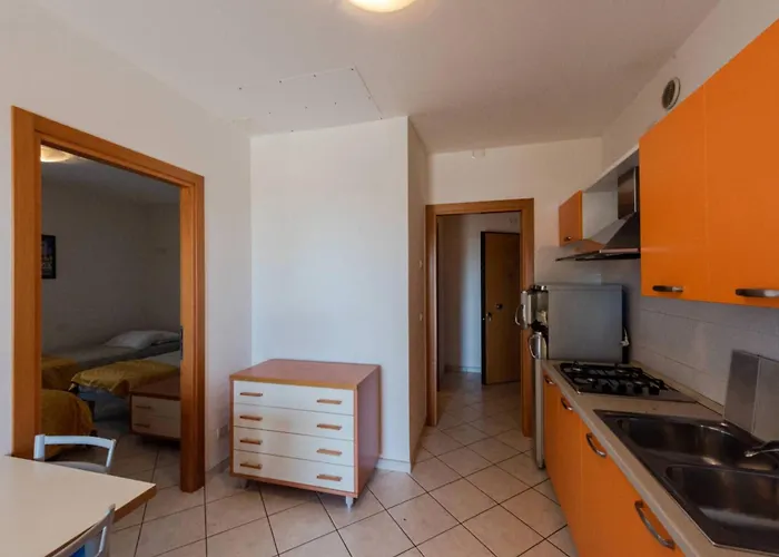 Beachfront Colourful Flat With Swimming Pool Apartment *